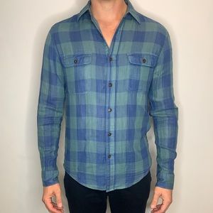 Comfortable Faherty button down!